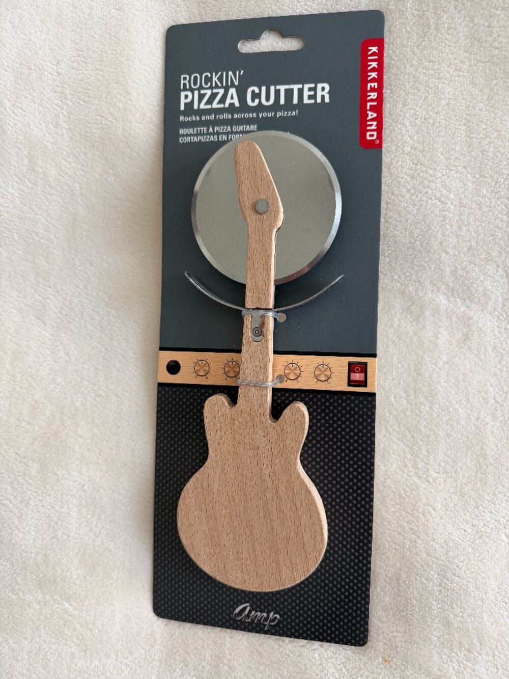 Kikkerland Rockin Pizza Cutter Guitar Shaped Wood Handle CU108 New